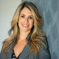 Lauren Weinberg Headshot